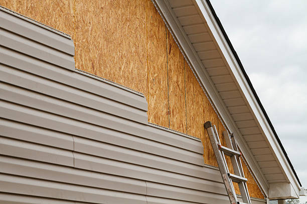 Professional Vinyl Siding technician working in Somersville, CT